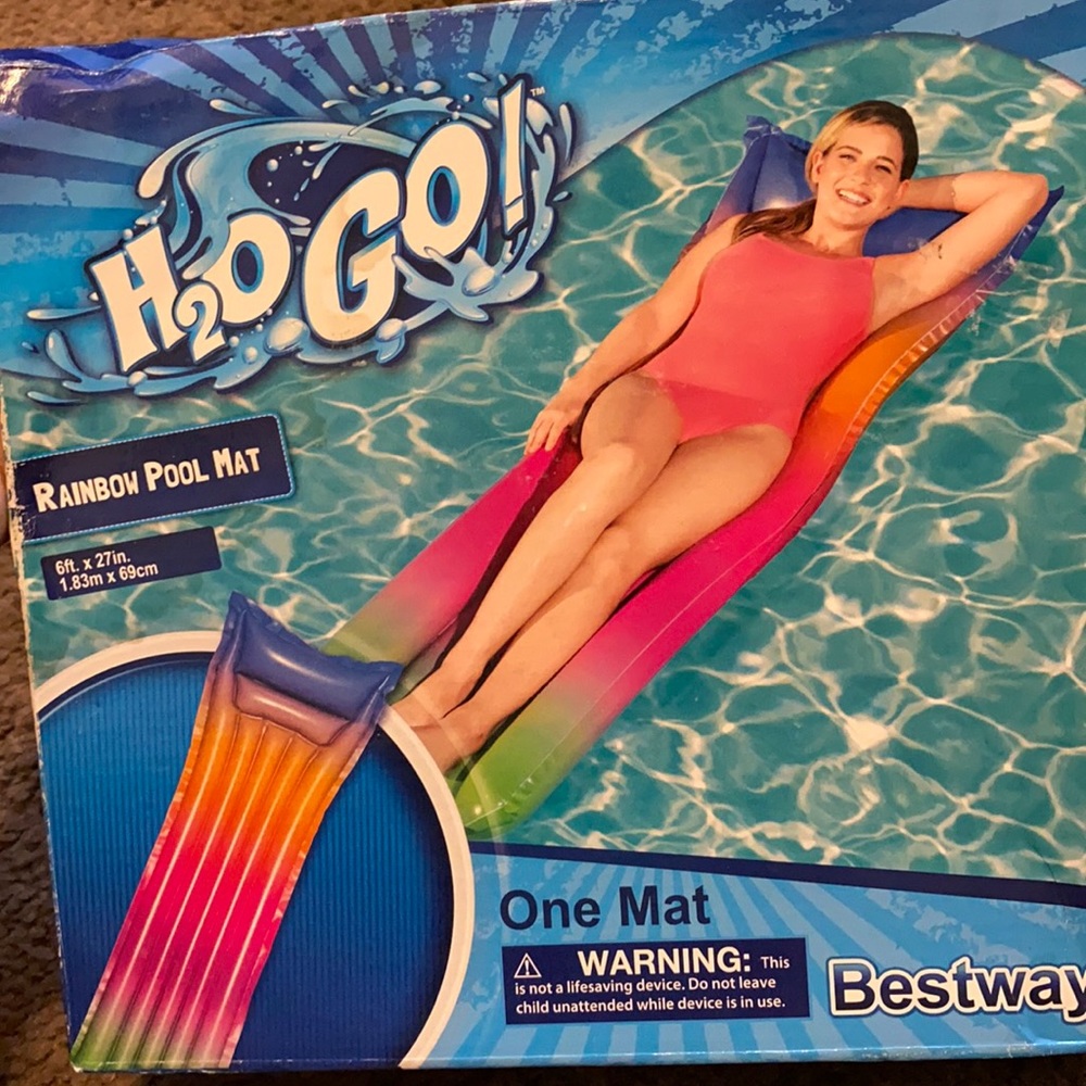 H2O GO Rainbow Pool Mat